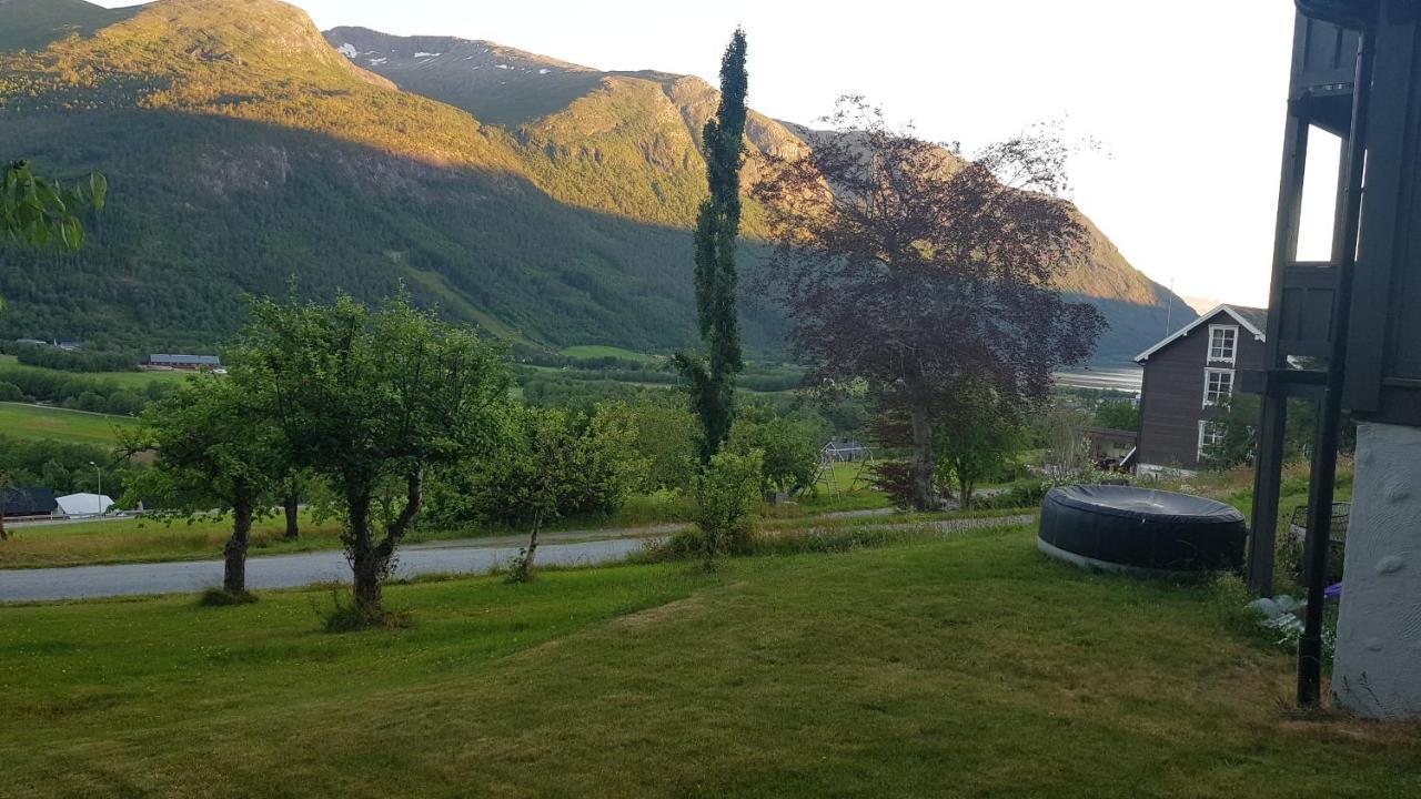 Hatlen View Isfjorden Exterior photo